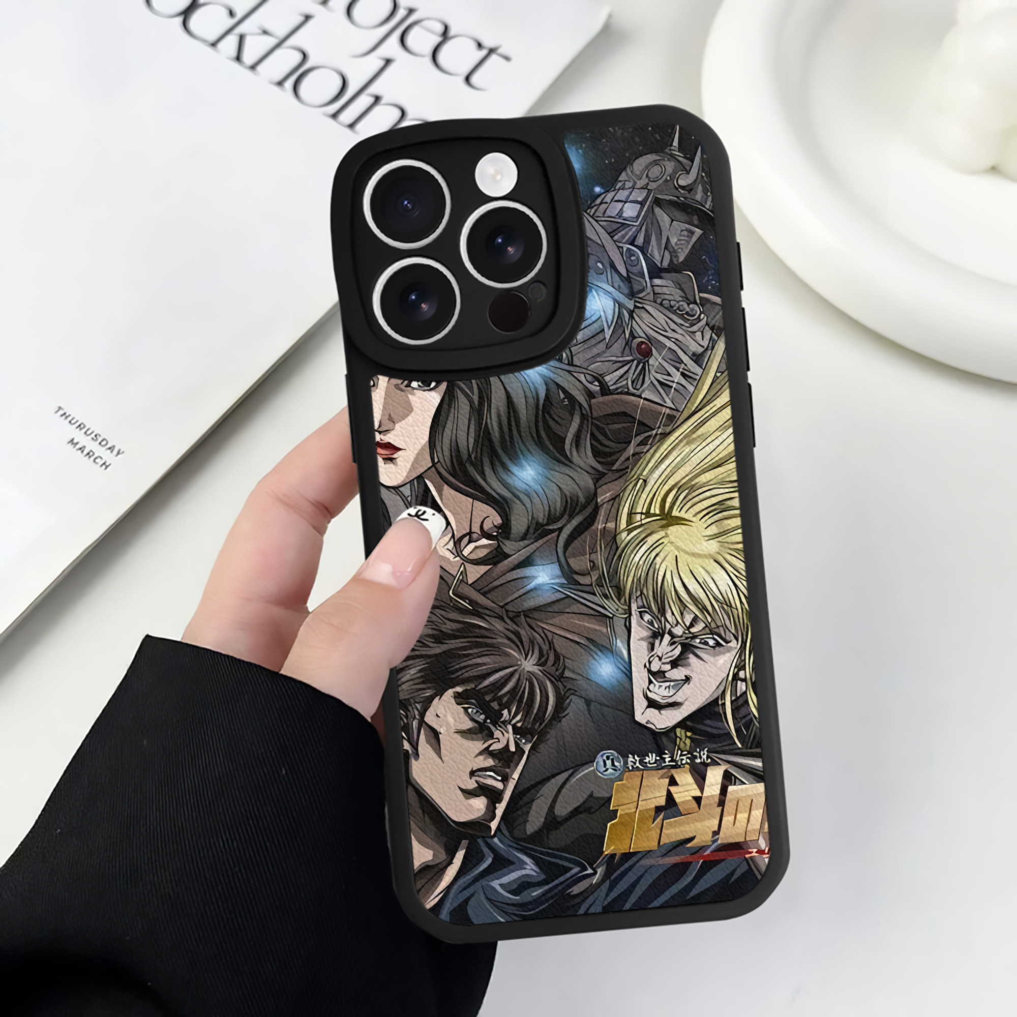 （画像用） 北斗の拳 Fist of the North Star 【iPhone 16シリーズ対応】シリコンスマホケース（レザー調） 材質：シリコン